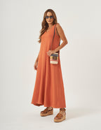 Vestido Pespontado Anastasia Terracota