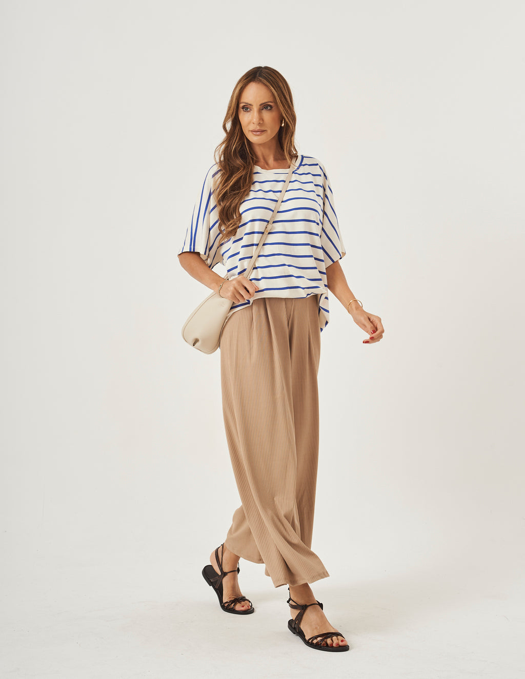 Conjunto Blusa Elisa Listras Azul Marinho e Calça Vera Em malha Canelada Bege