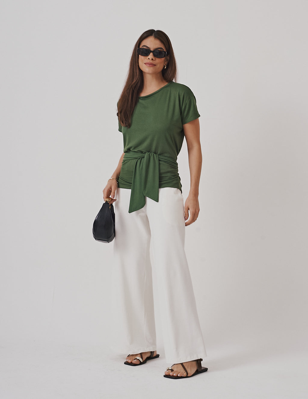 Conjunto Blusa Haia Verde Militar e Calça Panama Off White