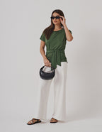 Conjunto Blusa Haia Verde Militar e Calça Panama Off White