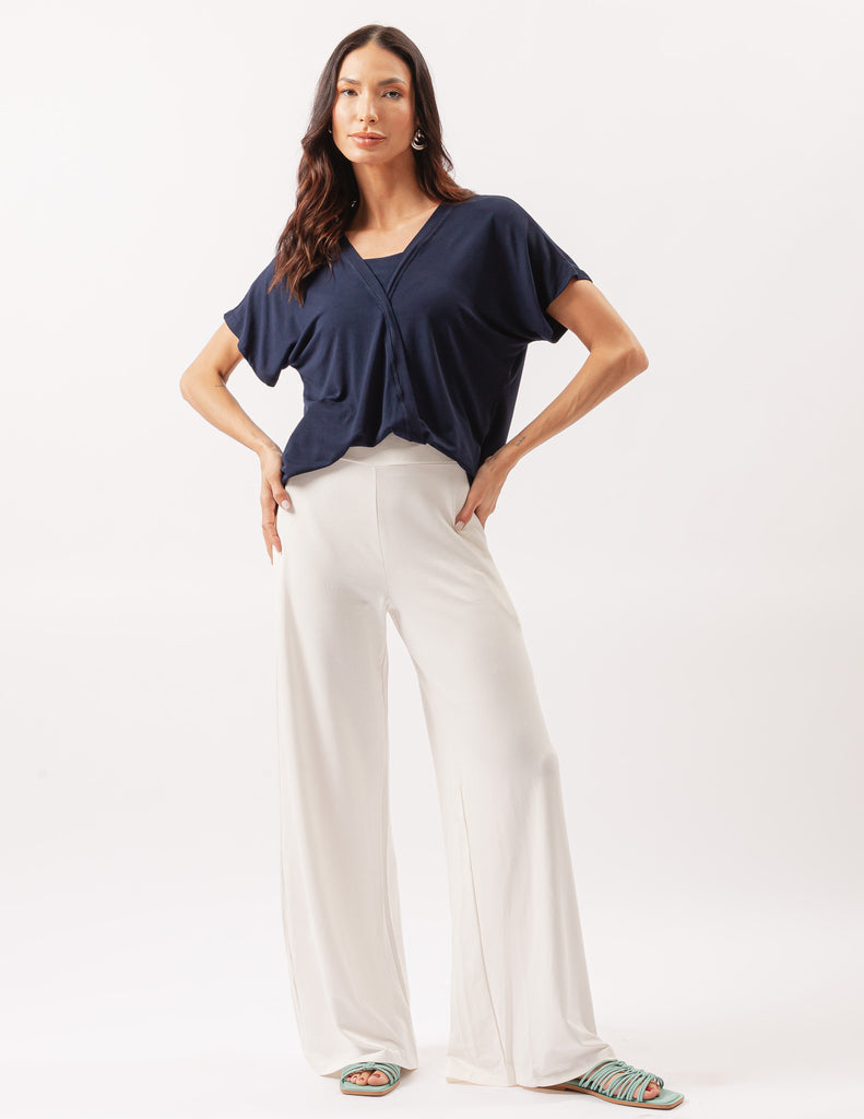 Conjunto Blusa Transpassada Marinho e Calça Pantalona Panama Off white