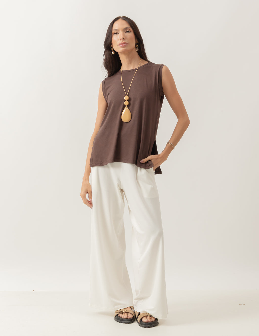 Blusa Regata Fendas Marrom