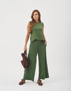 Conjunto Blusa Fendas Verde Militar e Calça Panama Verde Militar