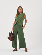Conjunto Blusa Fendas Verde Militar e Calça Panama Verde Militar