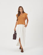 Conjunto Blusa Alessia Caramelo e Saia Valença Off White