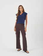 Conjunto Blusa Alessia Marinho e Calça Safira Marrom