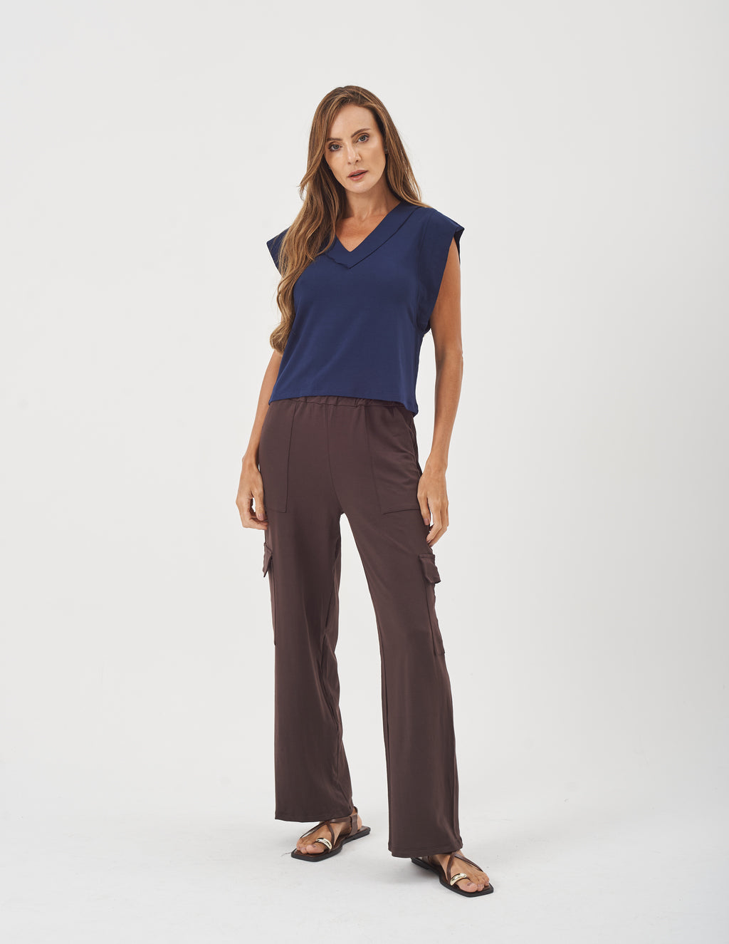 Conjunto Blusa Alessia Marinho e Calça Safira Marrom