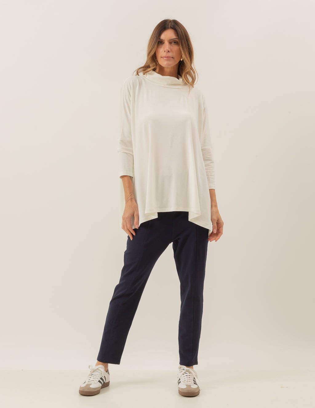 Blusa Gola Boba Oversized Off White