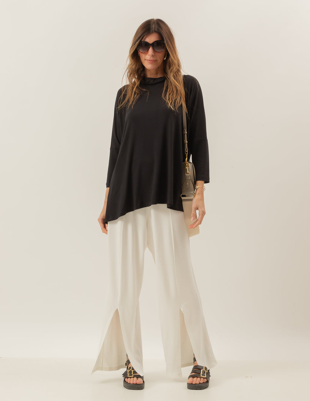 Blusa Gola Boba Oversized Preta