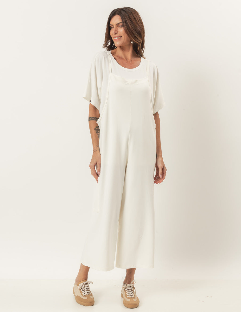 Conjunto Macacão Amber Off White com Blusa Elisa Off White