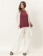 Trijunto Regata Fendas Malbec com Calça Panama Off White e Cardigan curto Off White