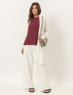 Trijunto Regata Fendas Malbec com Calça Panama Off White e Cardigan curto Off White