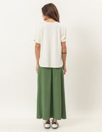 Conjunto Blusa Maria Off White e Saia Valença Verde Militar