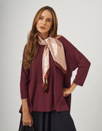 Conjunto Blusa Gola Careca Malbec e Saia Eloá Preta