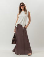 Conjunto Blusa Regata Fendas Off White e Saia Longa Melanie Marrom