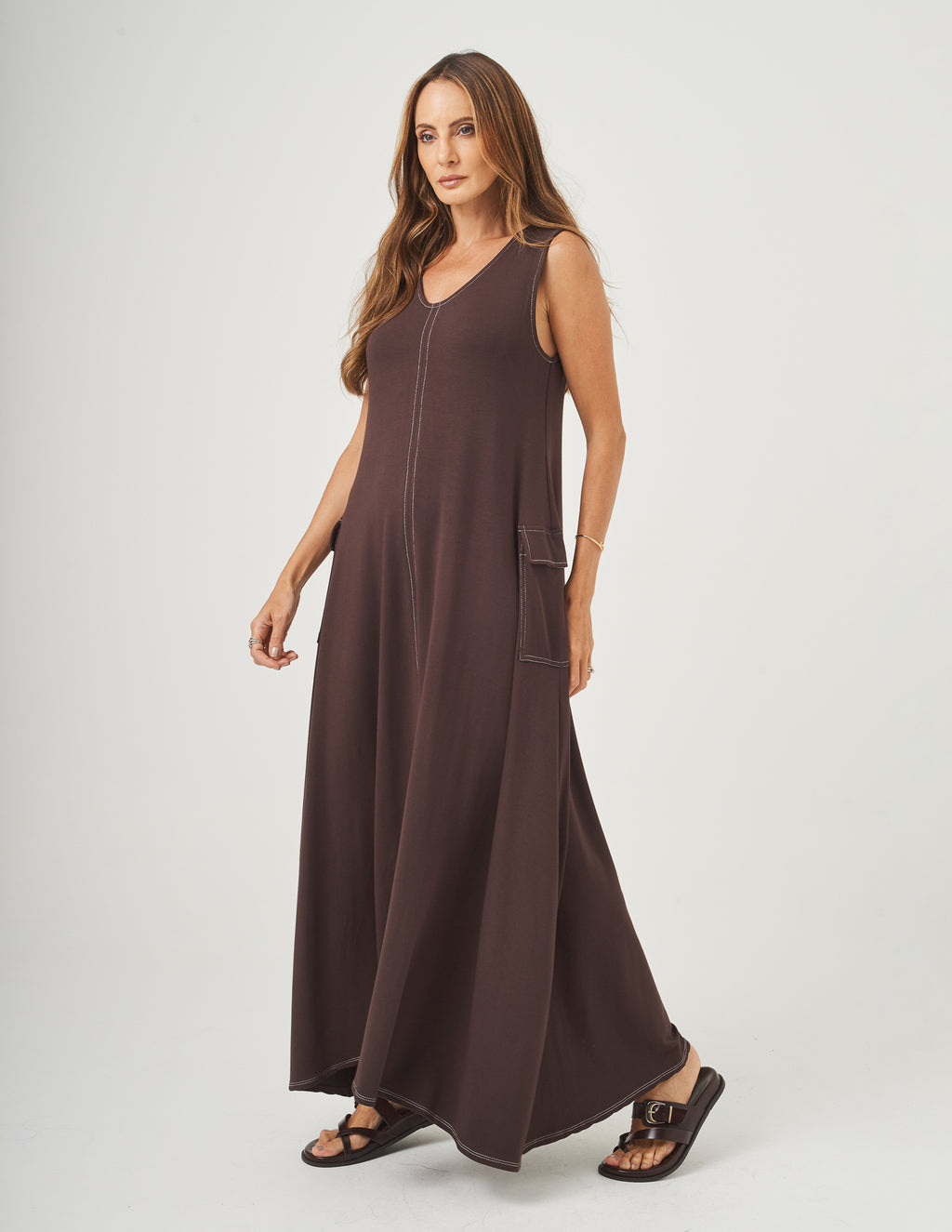 Vestido Pespontado Anastasia Marrom