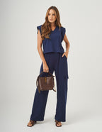 Conjunto Blusa Alessia Azul Marinho e Calça Cargo Safira Azul Marinho