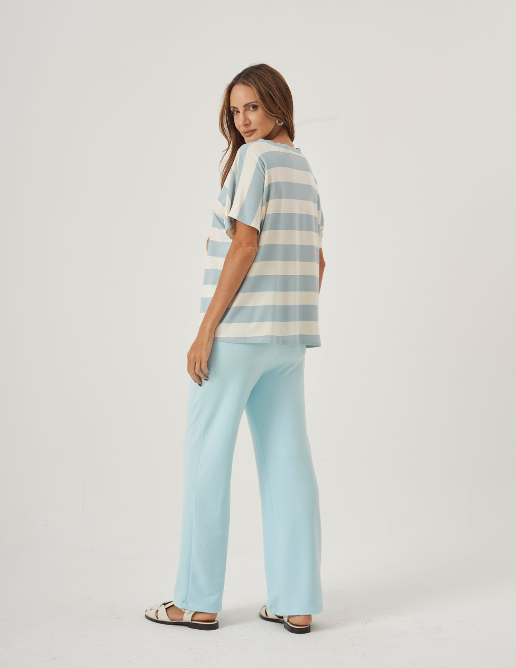 Blusa Transpassada Listras Azul Claro (listras amplas)