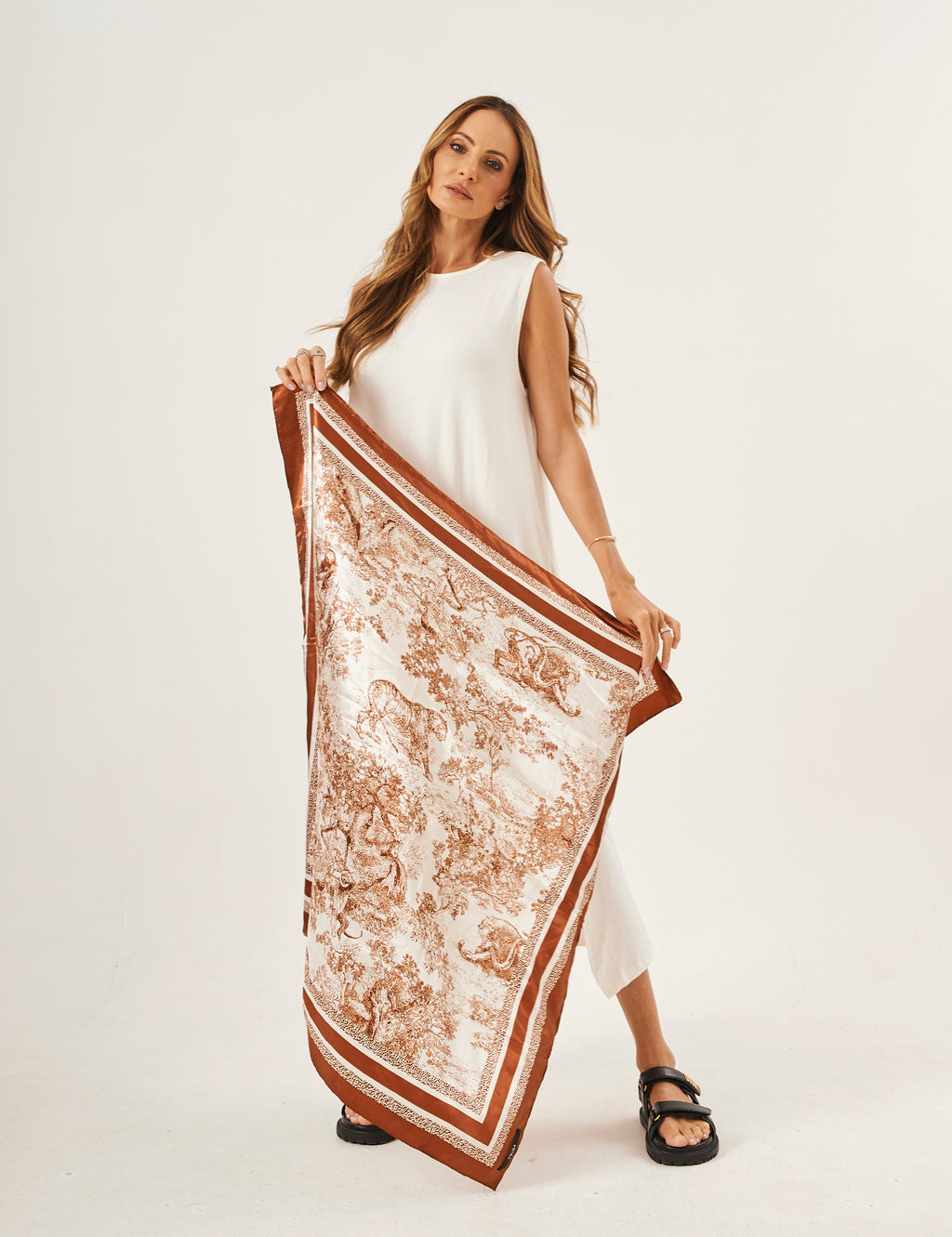 Lenço Estampado Off White e Laranja