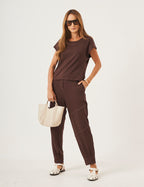 Conjunto Louise Marrom