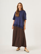 Conjunto Blusa Chiara Marinho e Vestido Charlotte Marrom (Efeito saia)