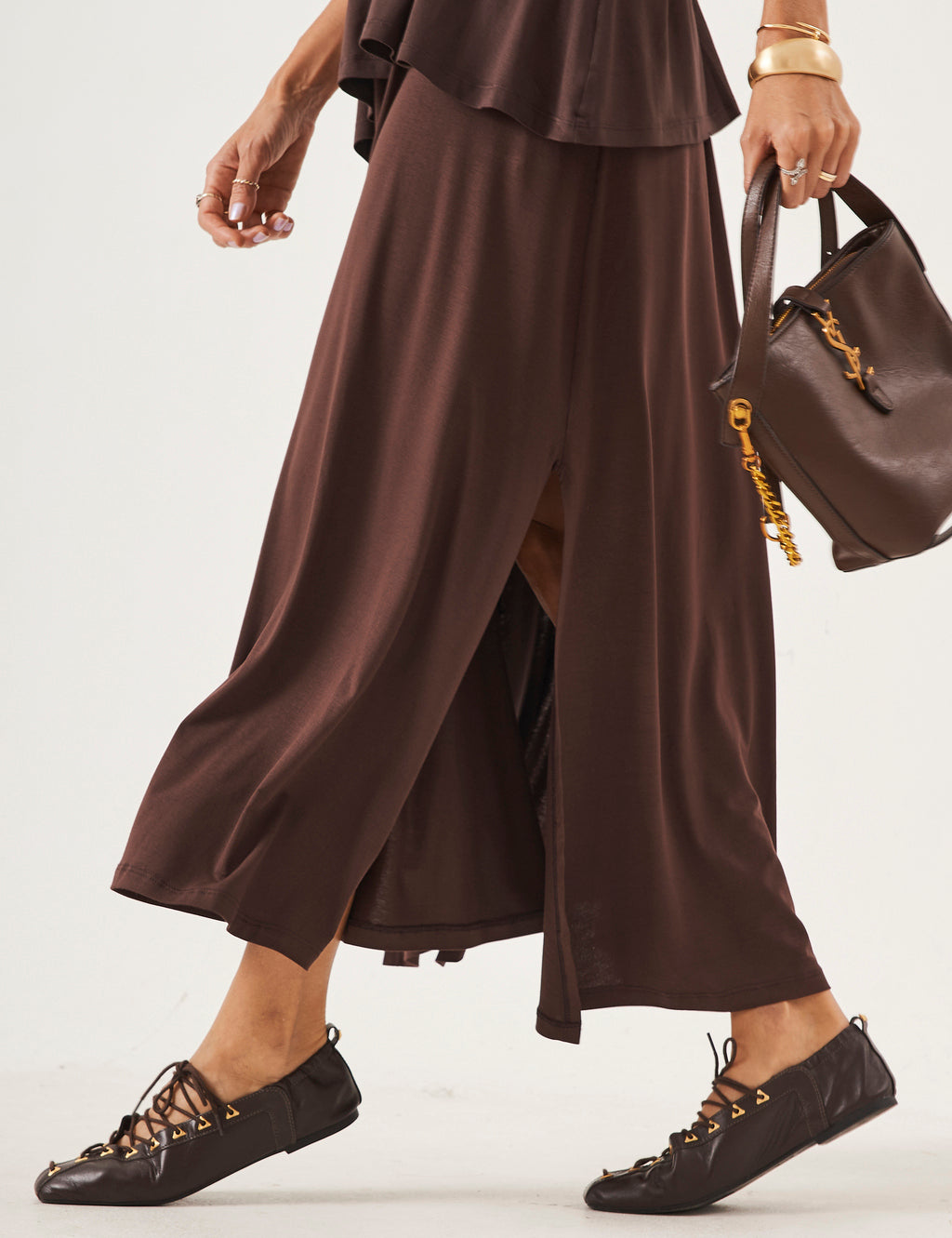 Conjunto Vestido Clara Marrom e Blusa Gola Boba Marrom