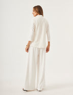 Conjunto Blusa Gola Boba Off, Colete Melanie Off e Calça Panamá Off White