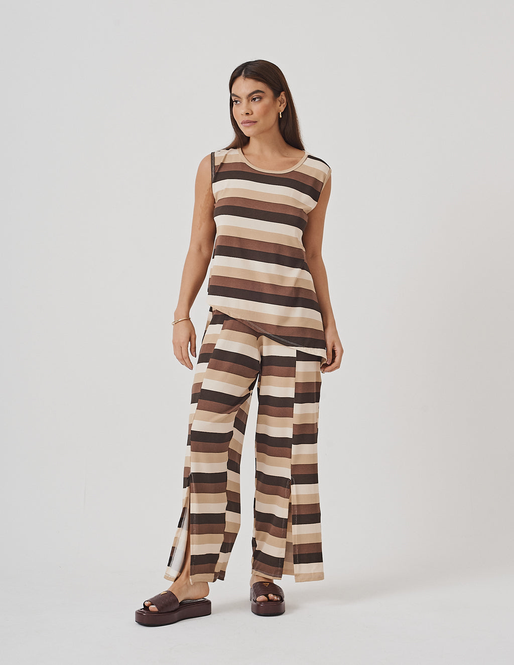 Conjunto Florence Listras Marrom