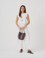 Calça Pantalona Cropped Vera em Malha Canelada Off white