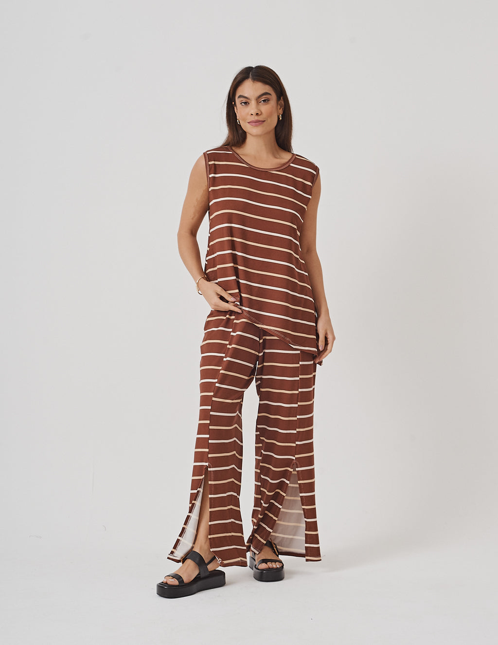Conjunto Florence Listrado Canela