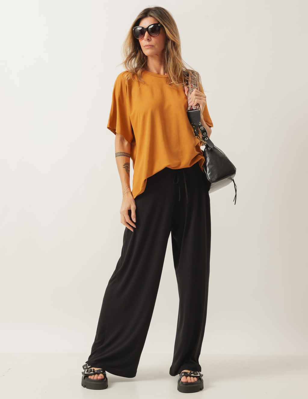 Blusa Elisa Caramelo em moletinho