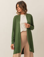 Trijunto Cardigan Verde Militar Regata Fendas Off White e Calça Panamá Bege