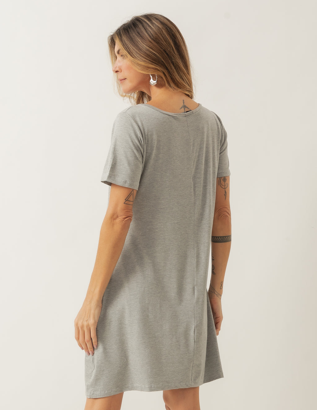 VESTIDO CURTO COM BOLSO MESCLA