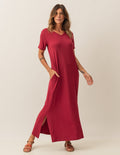 VESTIDO LONGO COM BOLSO BORDÔ