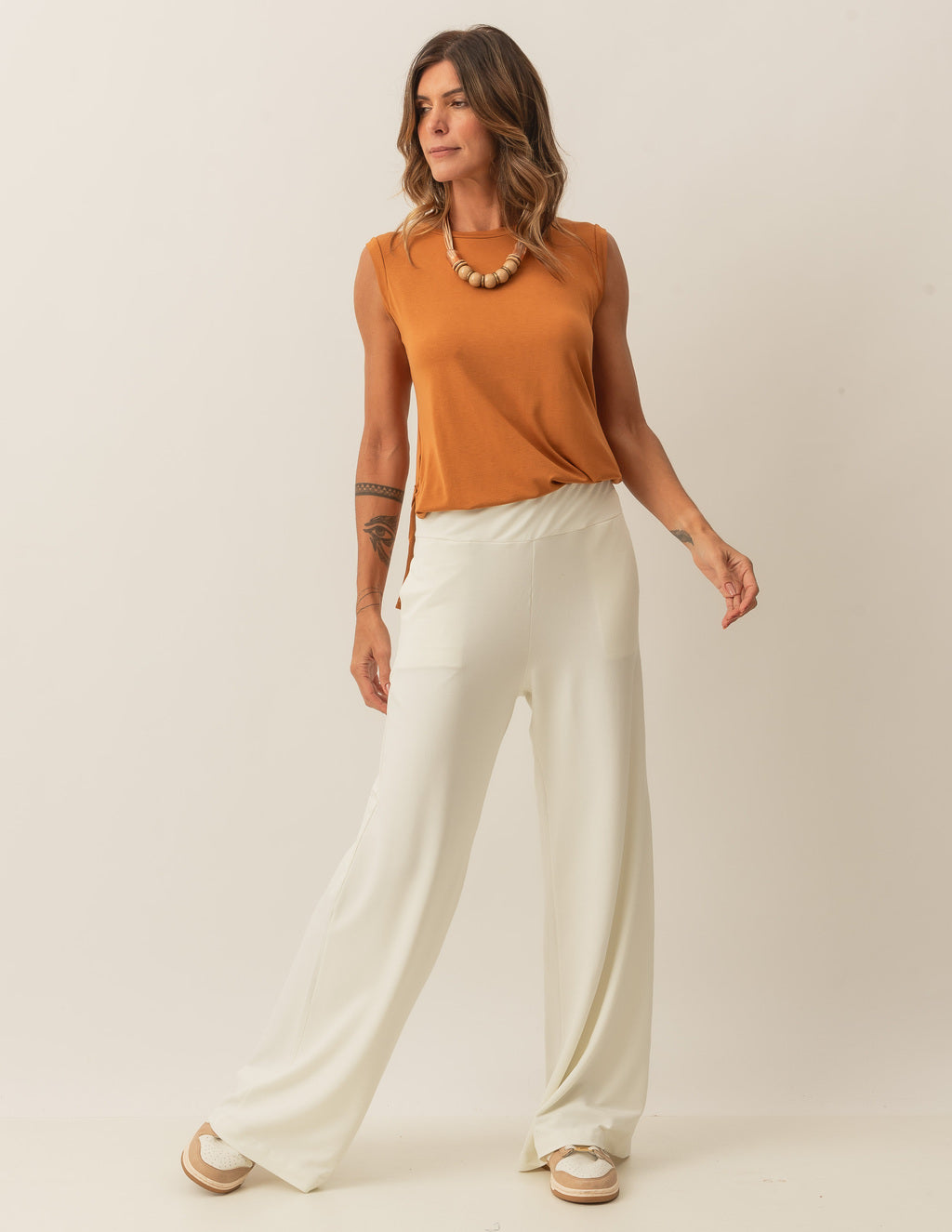 Blusa Regata Fendas Caramelo