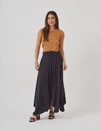 Conjunto Blusa Regata Fendas Caramelo e Saia Eloá Preta