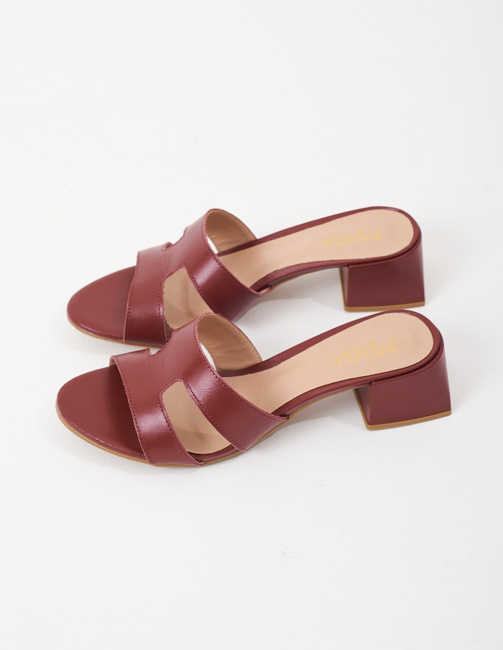Sandália Mule em Couro Noir Malbec