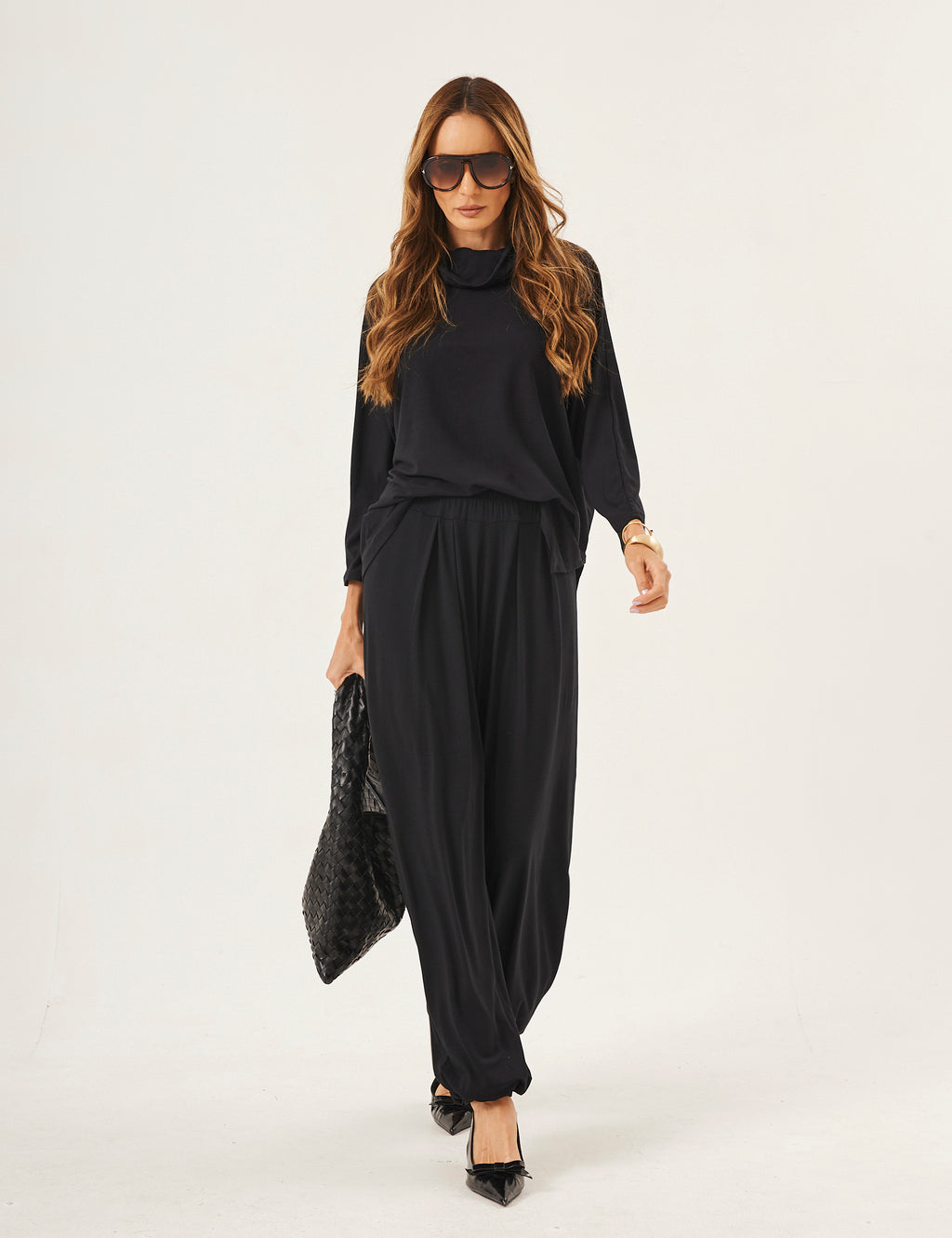 Conjunto Blusa Panama Preta e Calça Aladin Preta