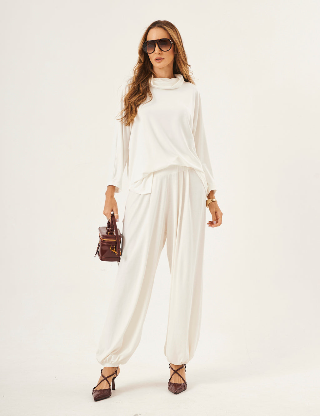 Conjunto Blusa Panama Off White com Calça Aladin Off White