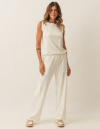 Conjunto Blusa Regata Fendas Off White e Calça Cargo Safira Off White
