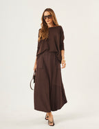 Conjunto Blusa Eva Marrom com Saia Midi Emma Marrom