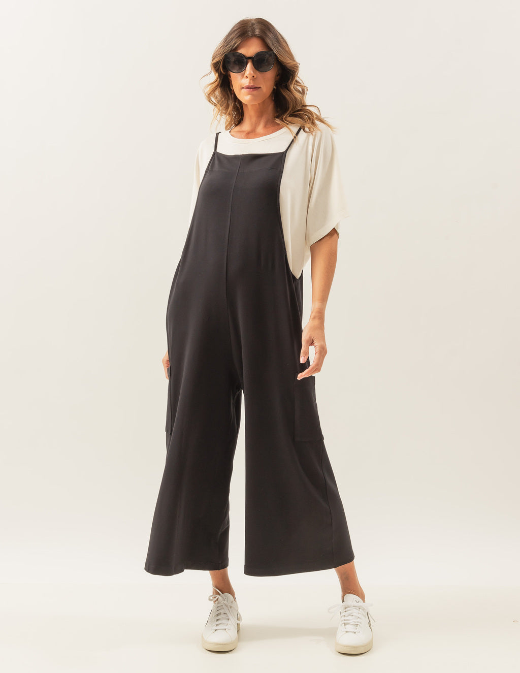 Conjunto Macacão Amber Preto e Blusa Elisa Off White